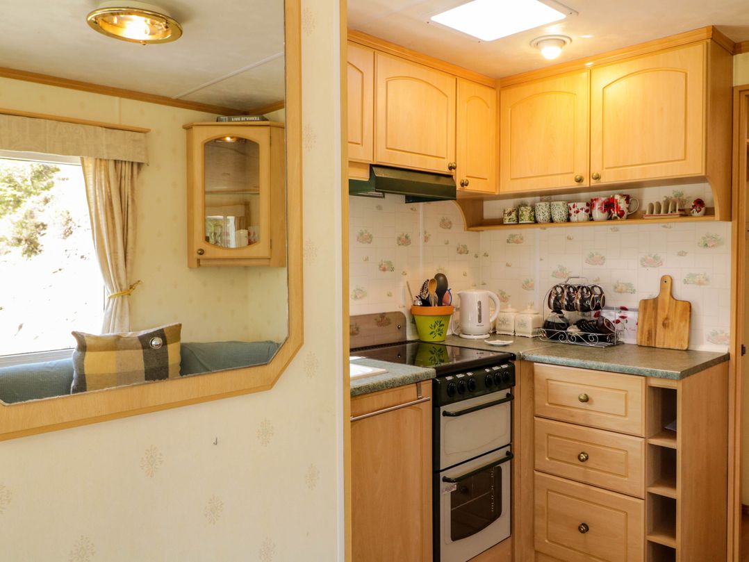 The Caravan@Meenacross