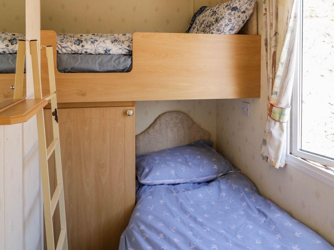 The Caravan@Meenacross