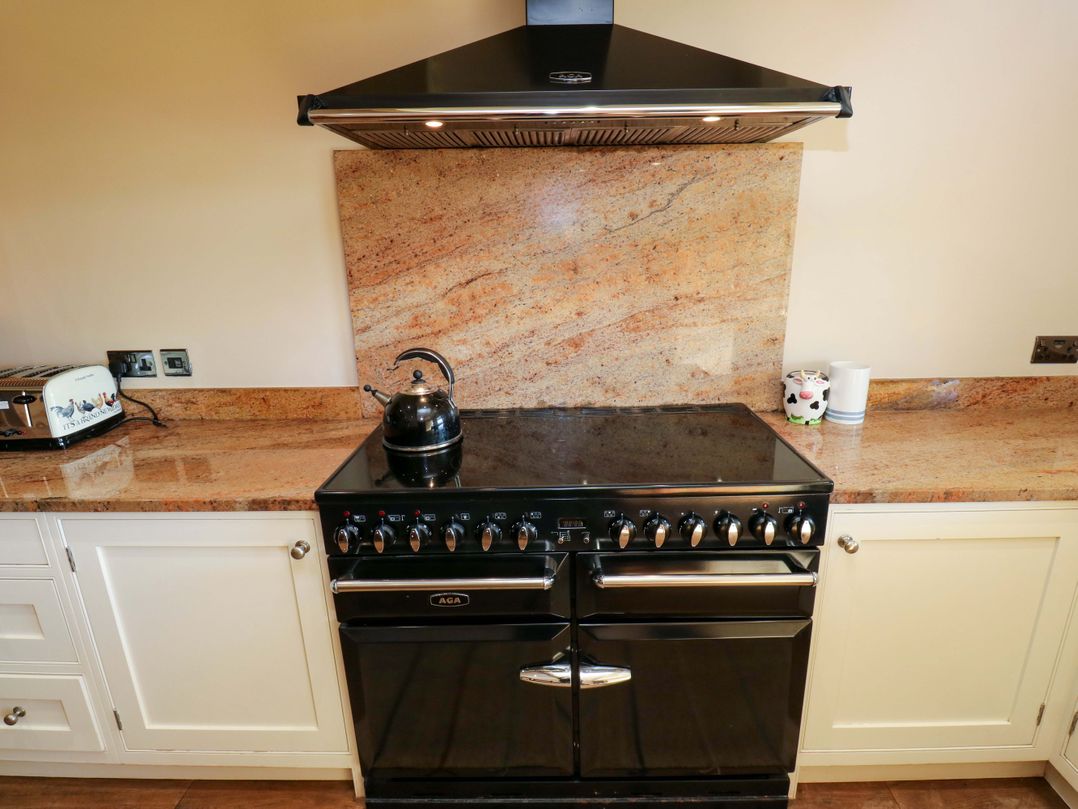 Stone & Fleece Cottage