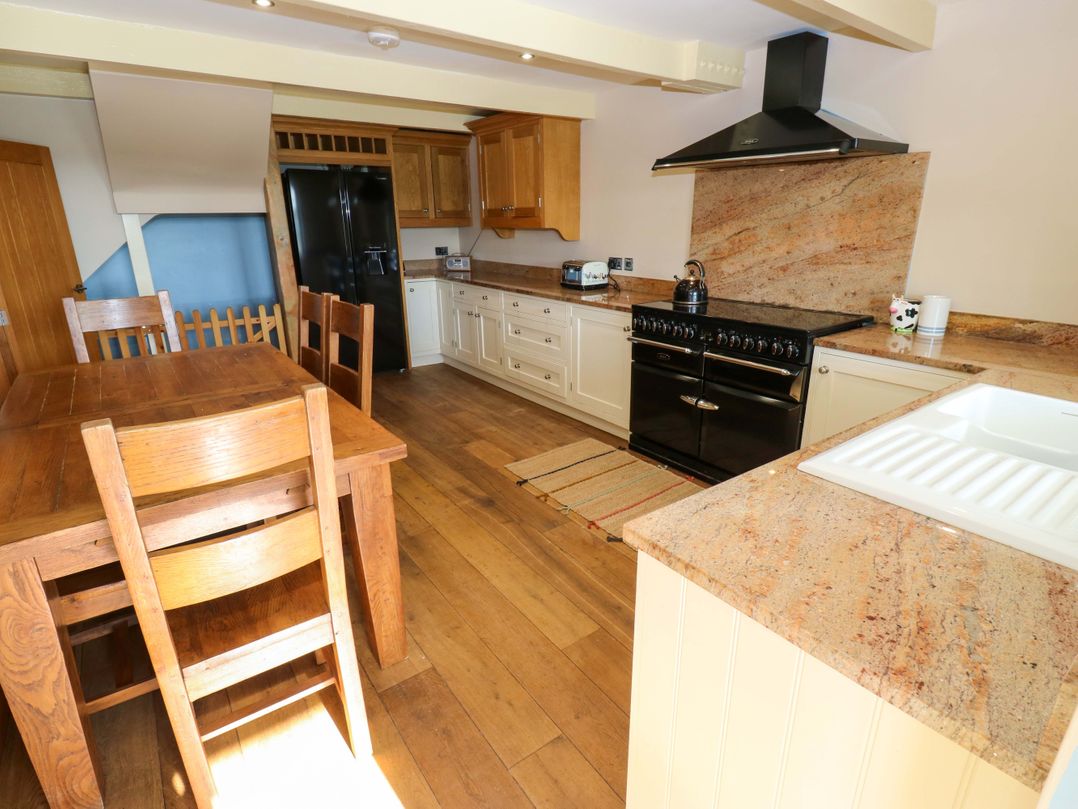 Stone & Fleece Cottage