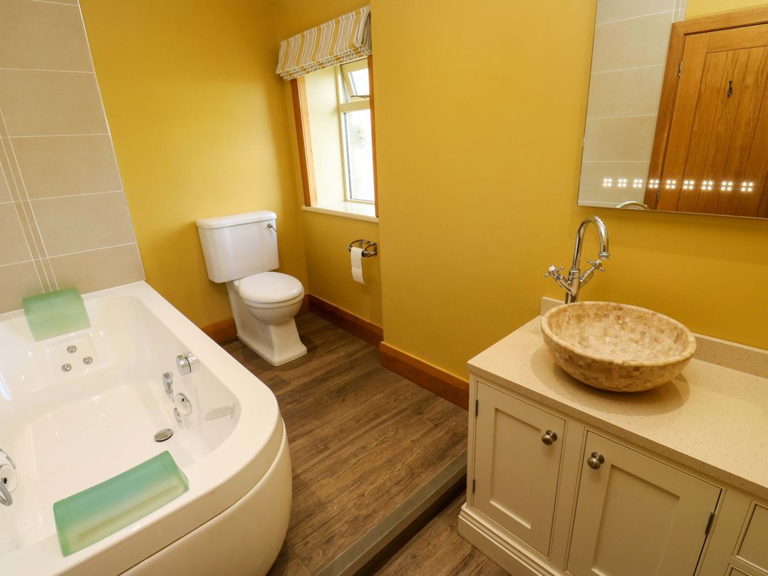 Stone & Fleece Cottage