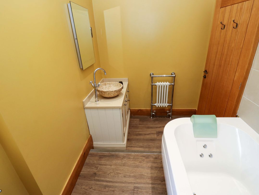 Stone & Fleece Cottage