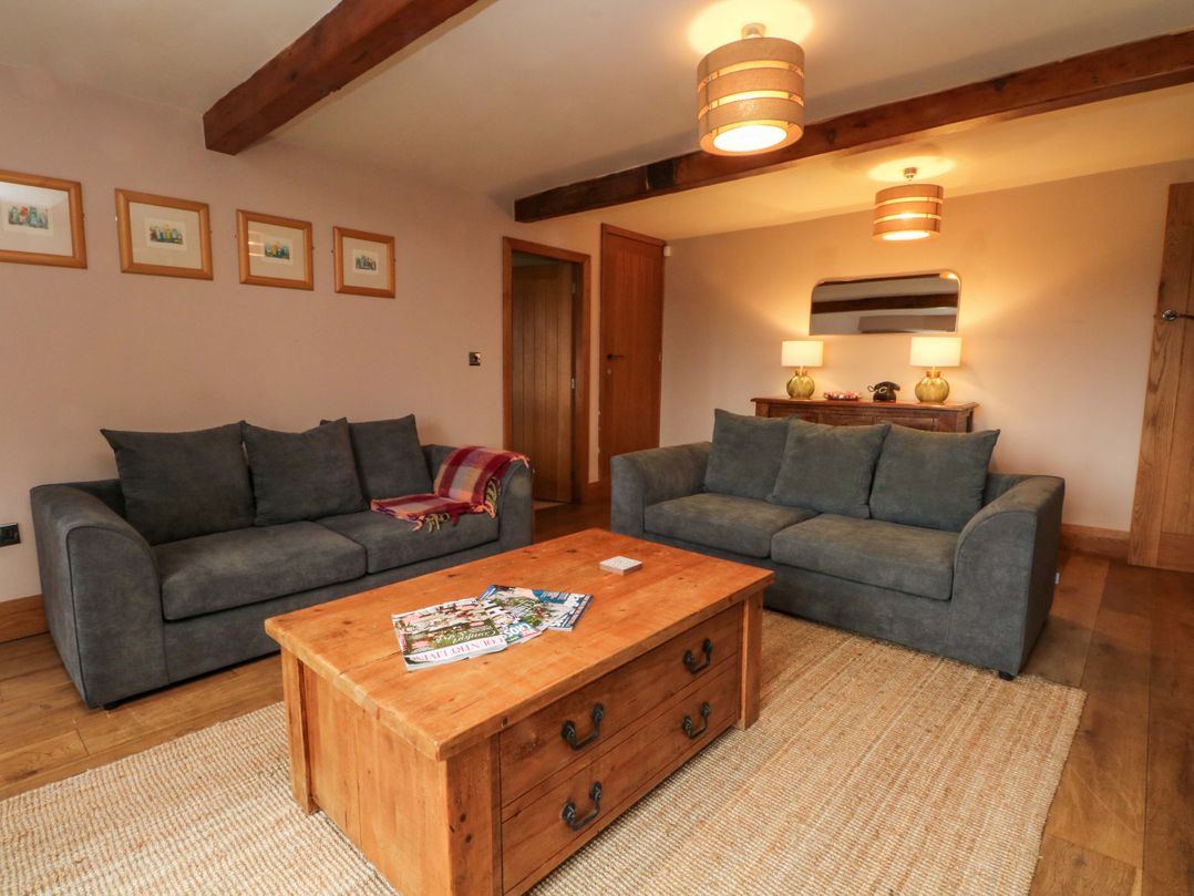 Stone & Fleece Cottage
