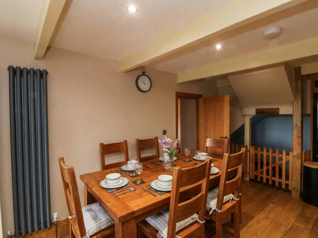 Stone & Fleece Cottage