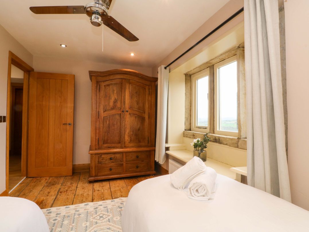 Stone & Fleece Cottage