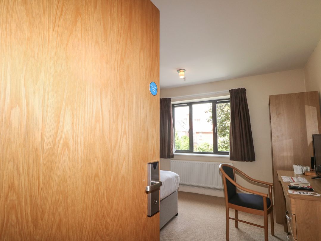 The Driftwood Dwelling at Marine Court