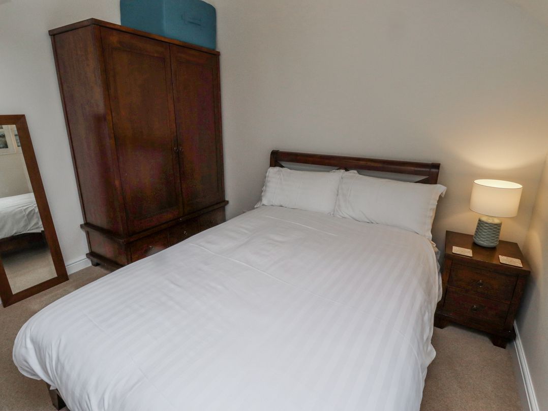 3 Christon Bank Mews