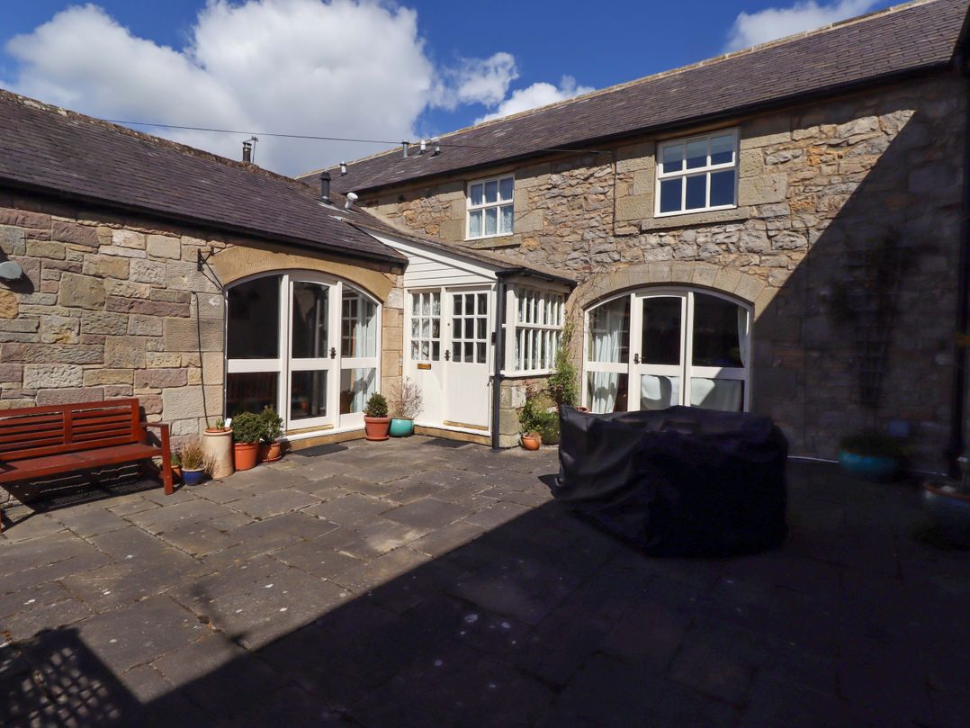 3 Christon Bank Mews