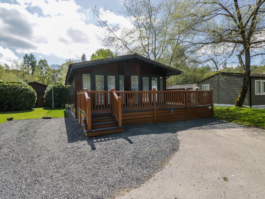 Robin's Lodge