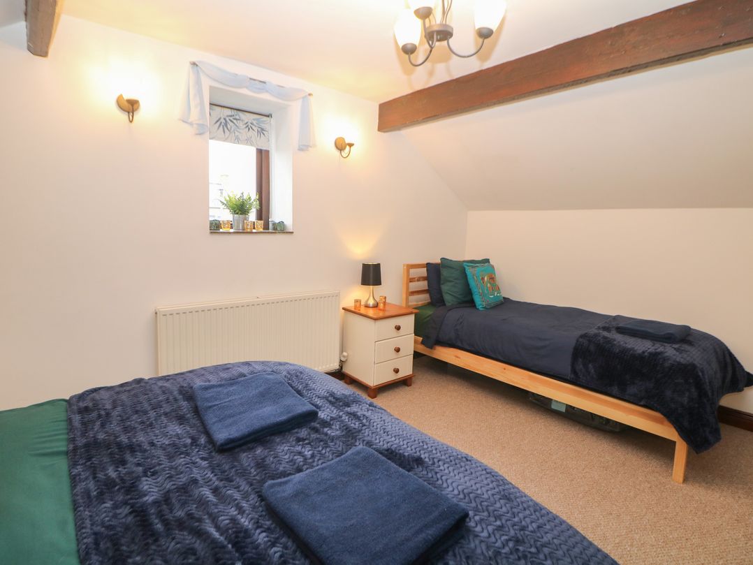 Win Hill View Cottage