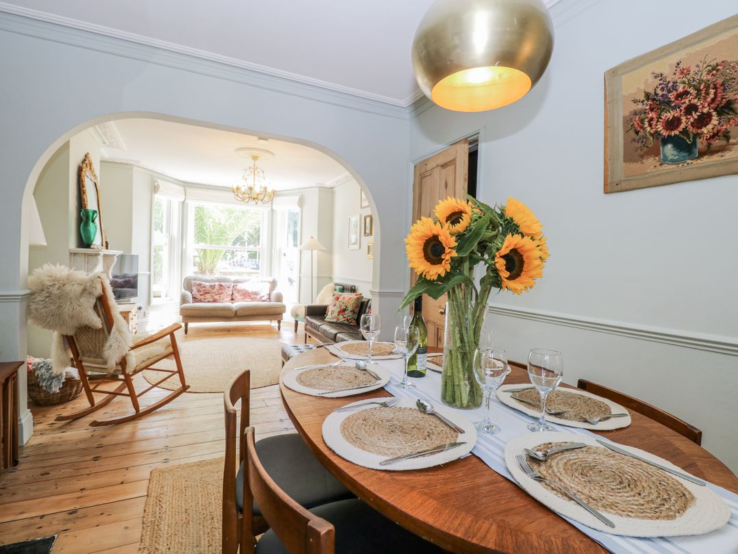 18 Pakefield Road