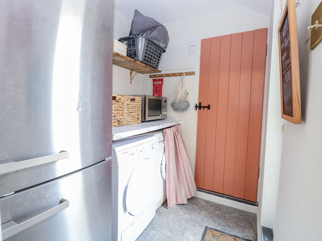 18 Pakefield Road