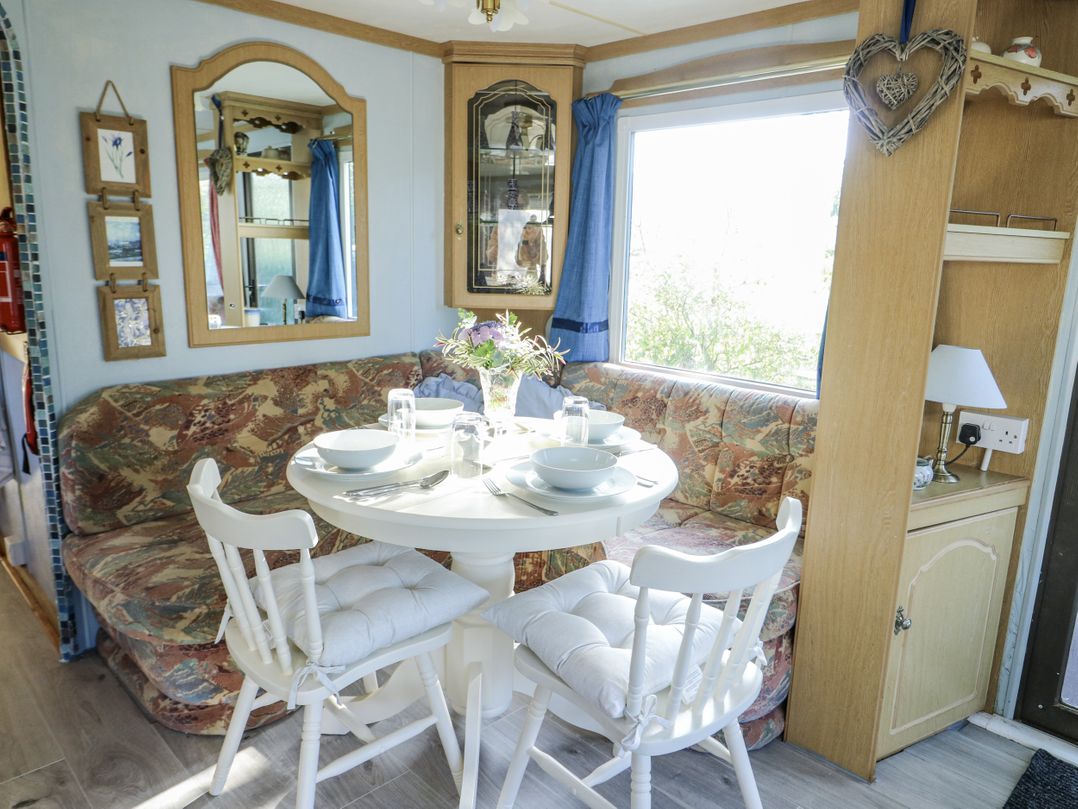 Meadow Island Caravan