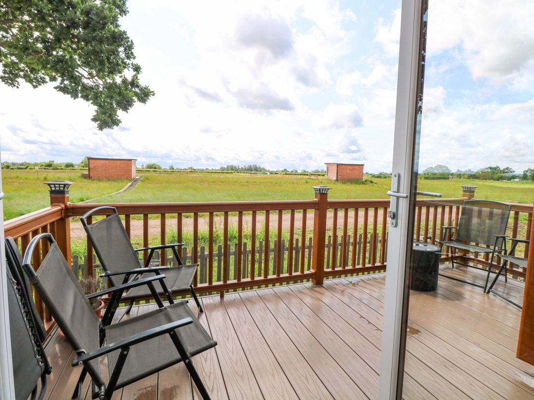 Oak Tree Holiday Lodge