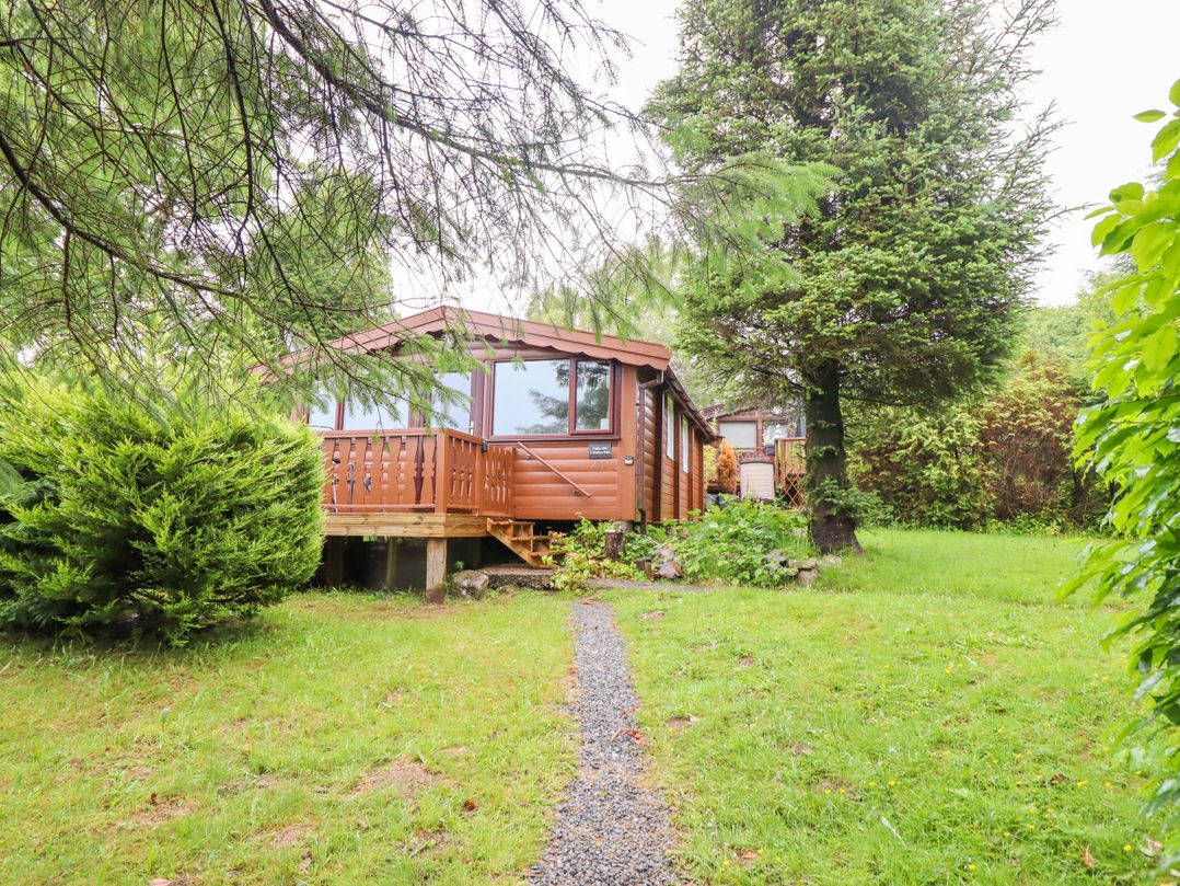 Y Bwthyn Pren,  Cabin  209,