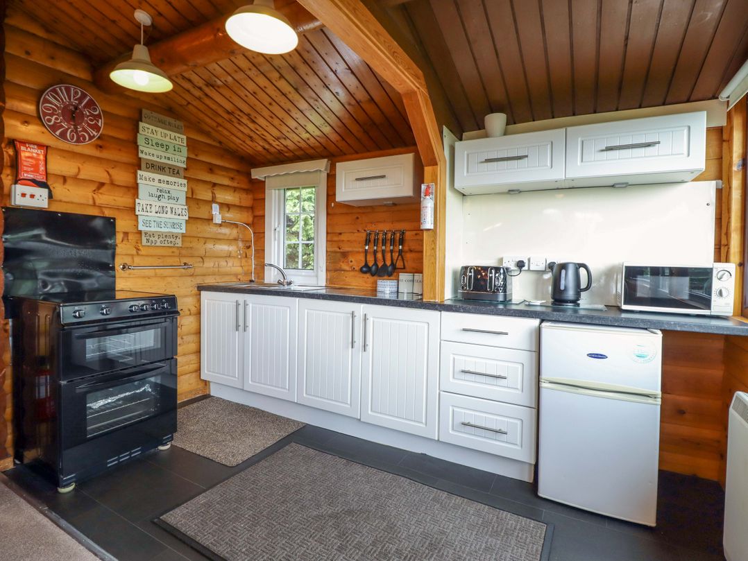 Y Bwthyn Pren,  Cabin  209,
