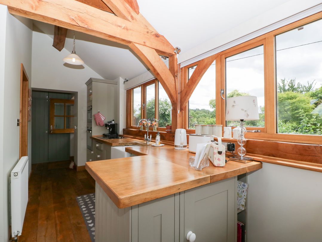 Little Acorn Cottage