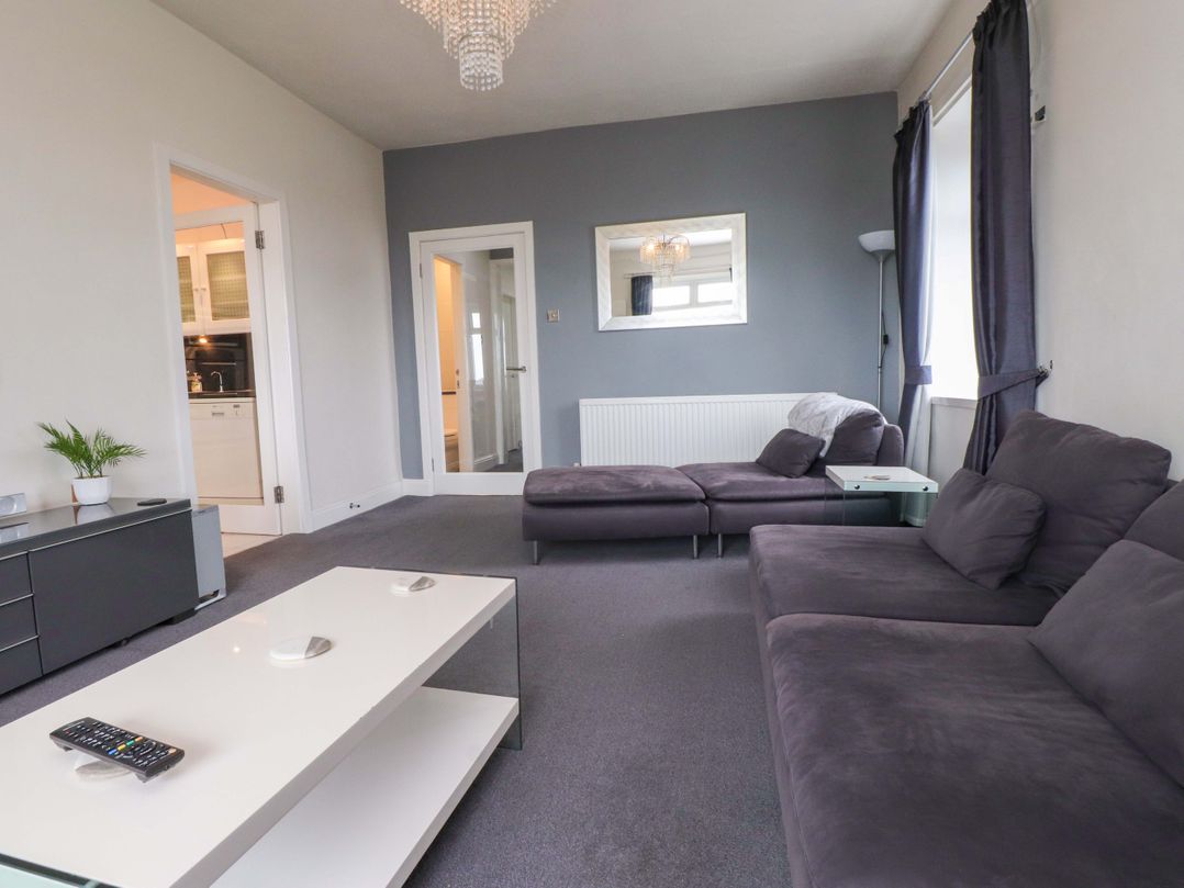 Sea Views No 8 Plas Darien