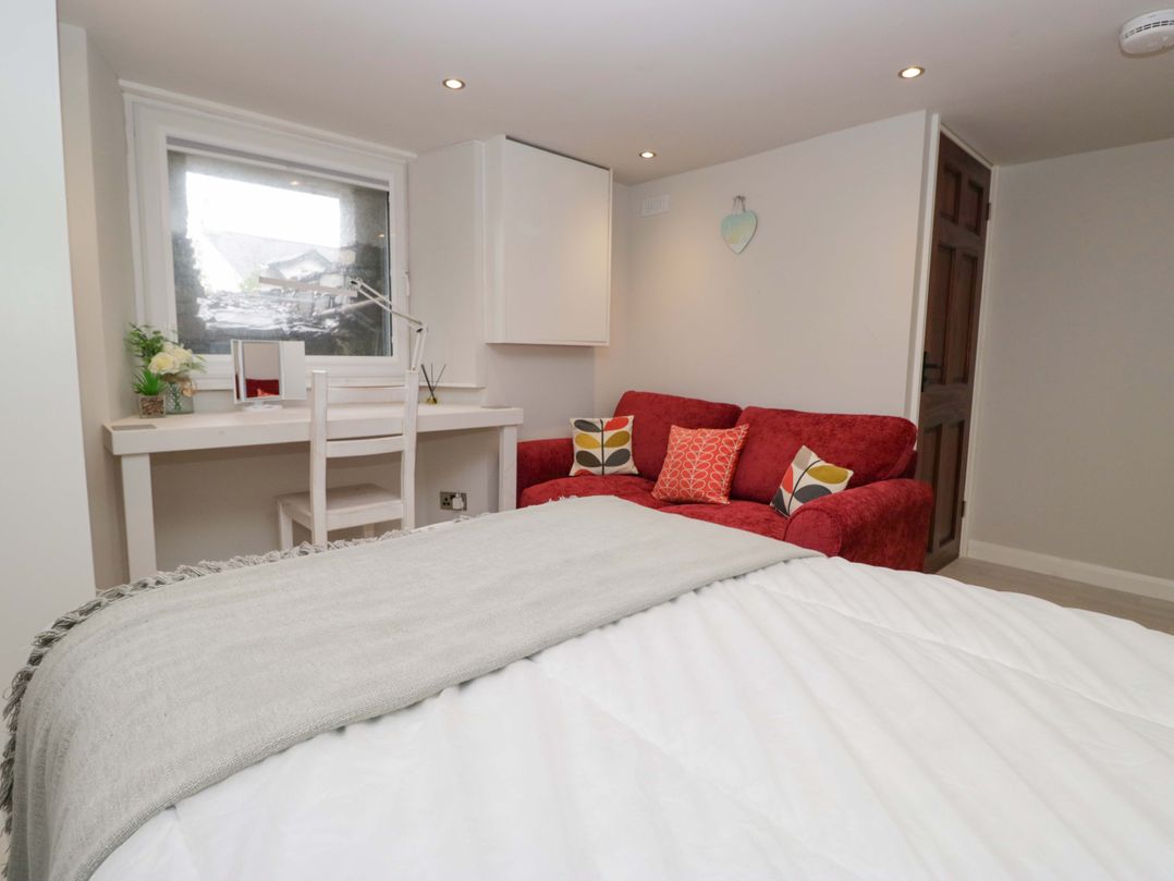 Poppy Cottage