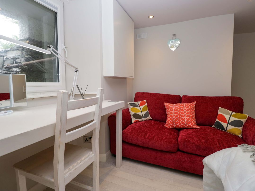 Poppy Cottage