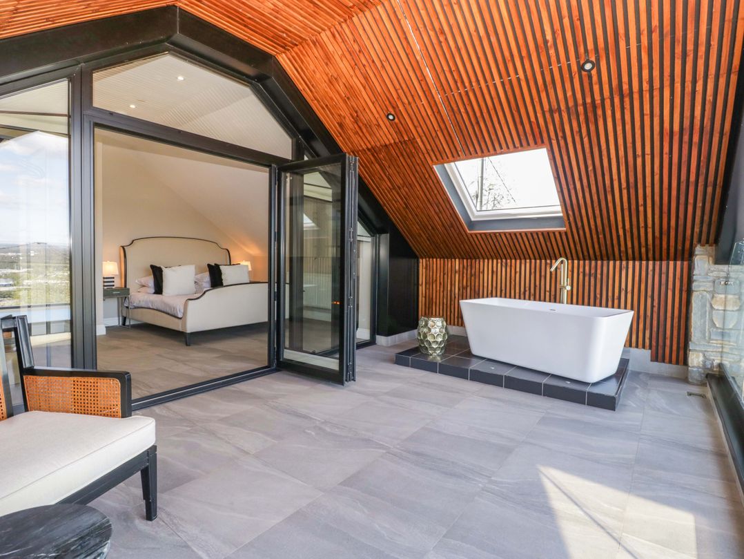 Forest Lodge