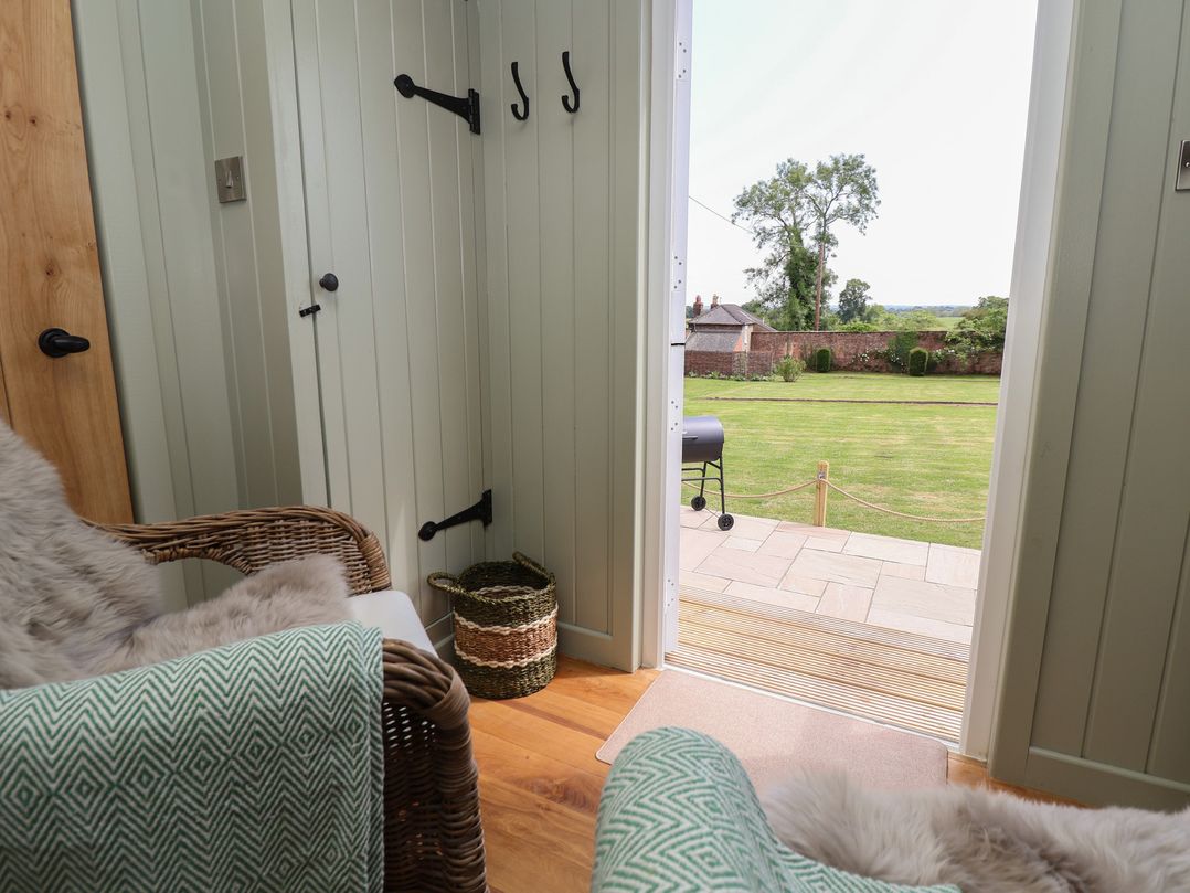 The Garden Hut