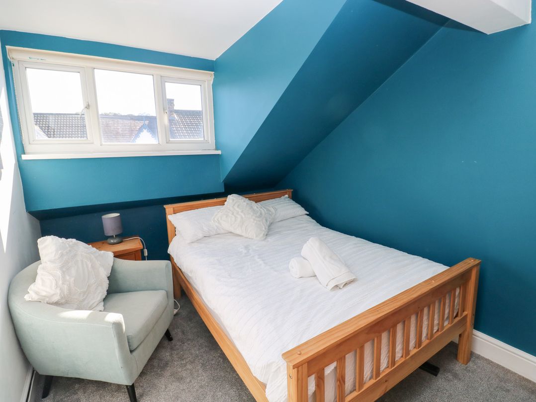 Castleview Coastal Comfort