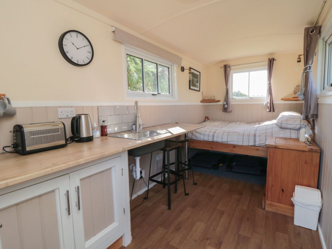 Woodpeckers Shepherds hut