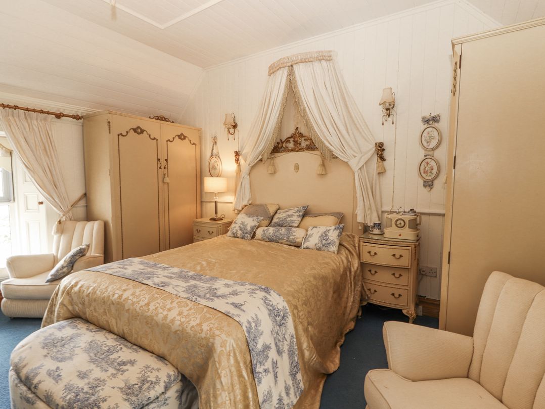 White Heather Cottage