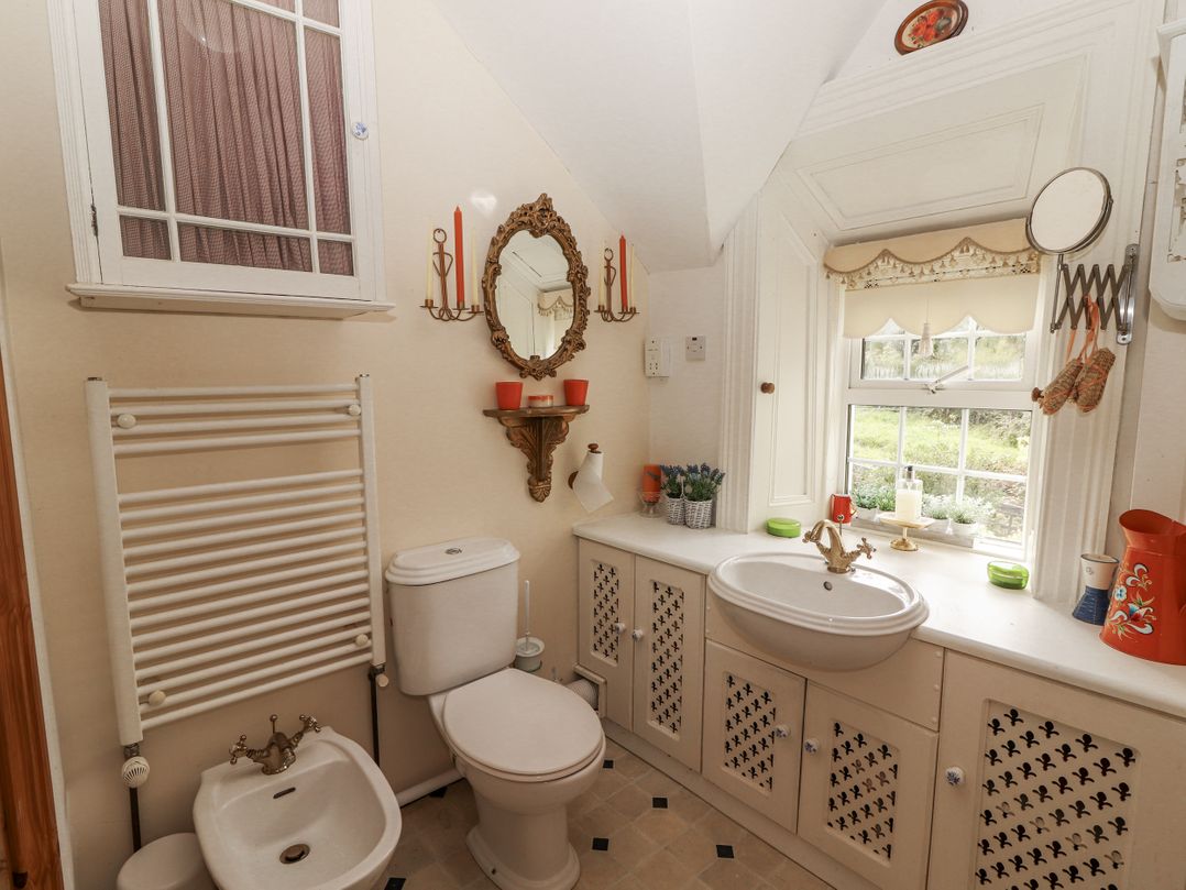 White Heather Cottage