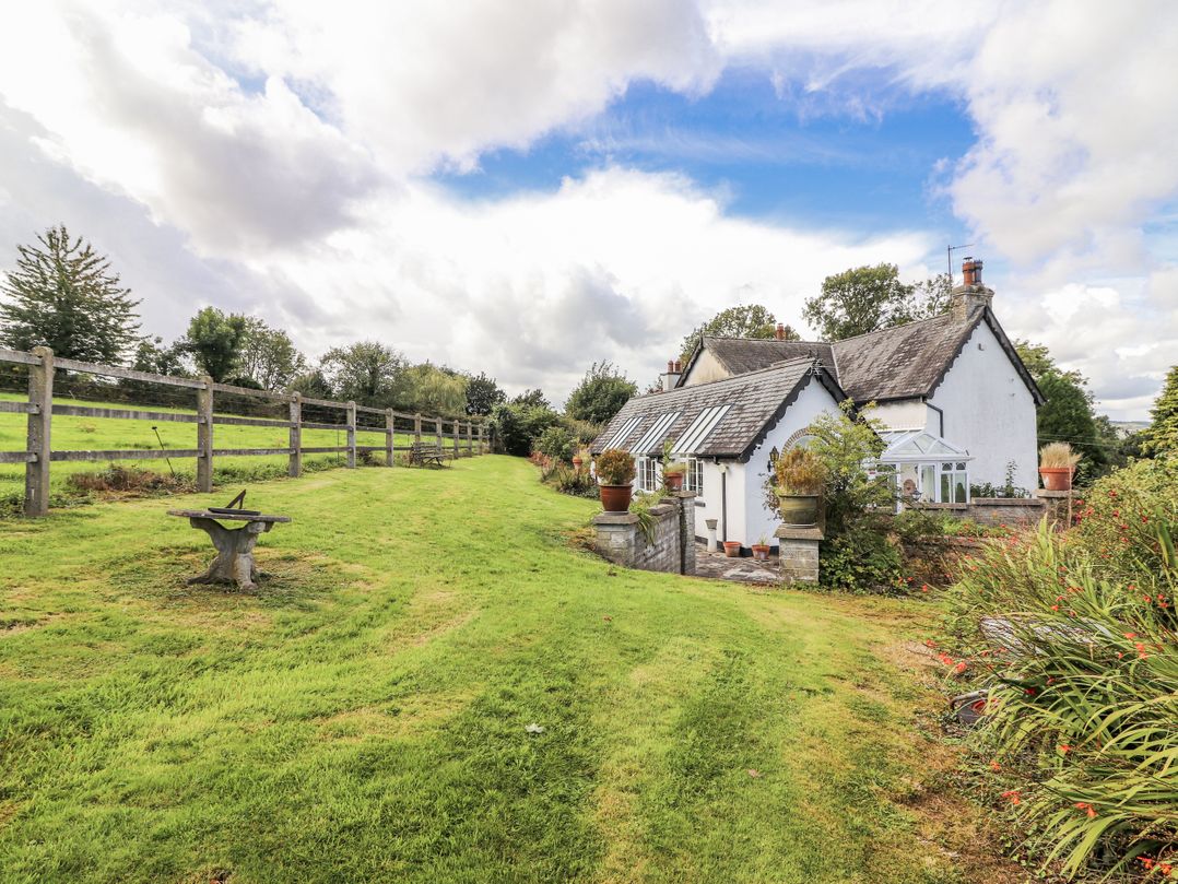 White Heather Cottage