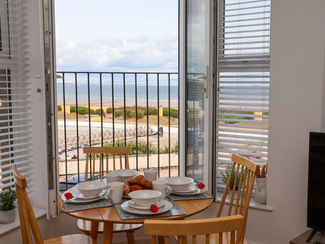 Apartment 3