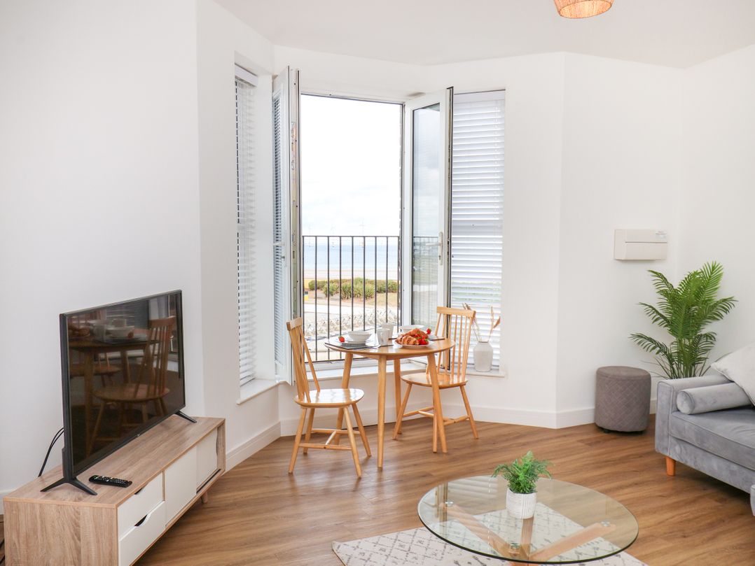 Apartment 4