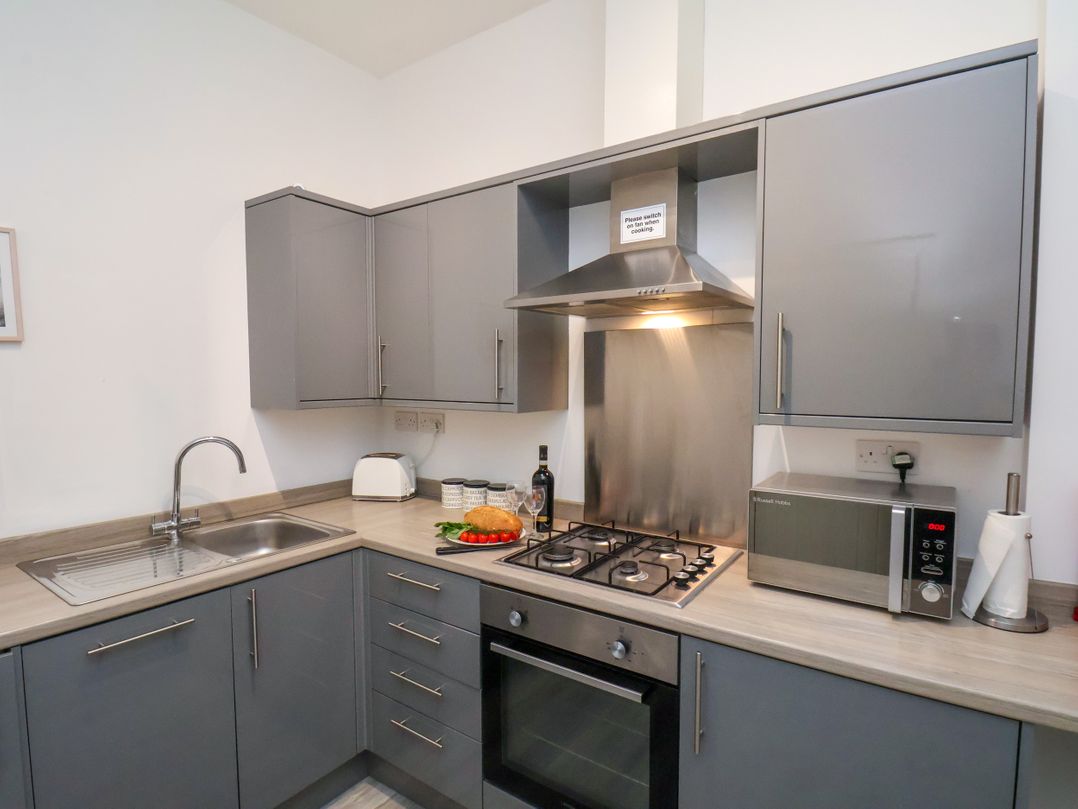 Apartment 4