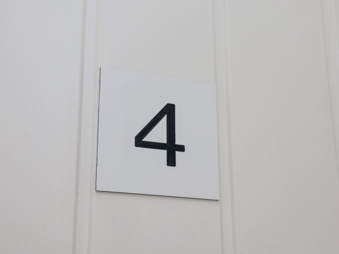 Apartment 4