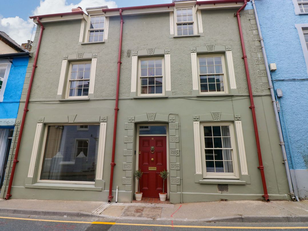 18 Main Street