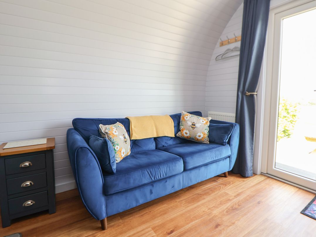 Honeypot Hideaways - Manuka