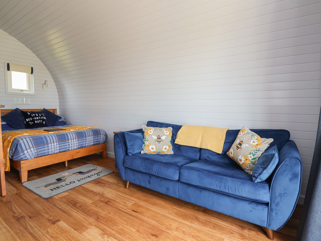 Honeypot Hideaways - Manuka