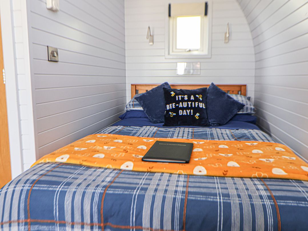 Honeypot Hideaways - Manuka