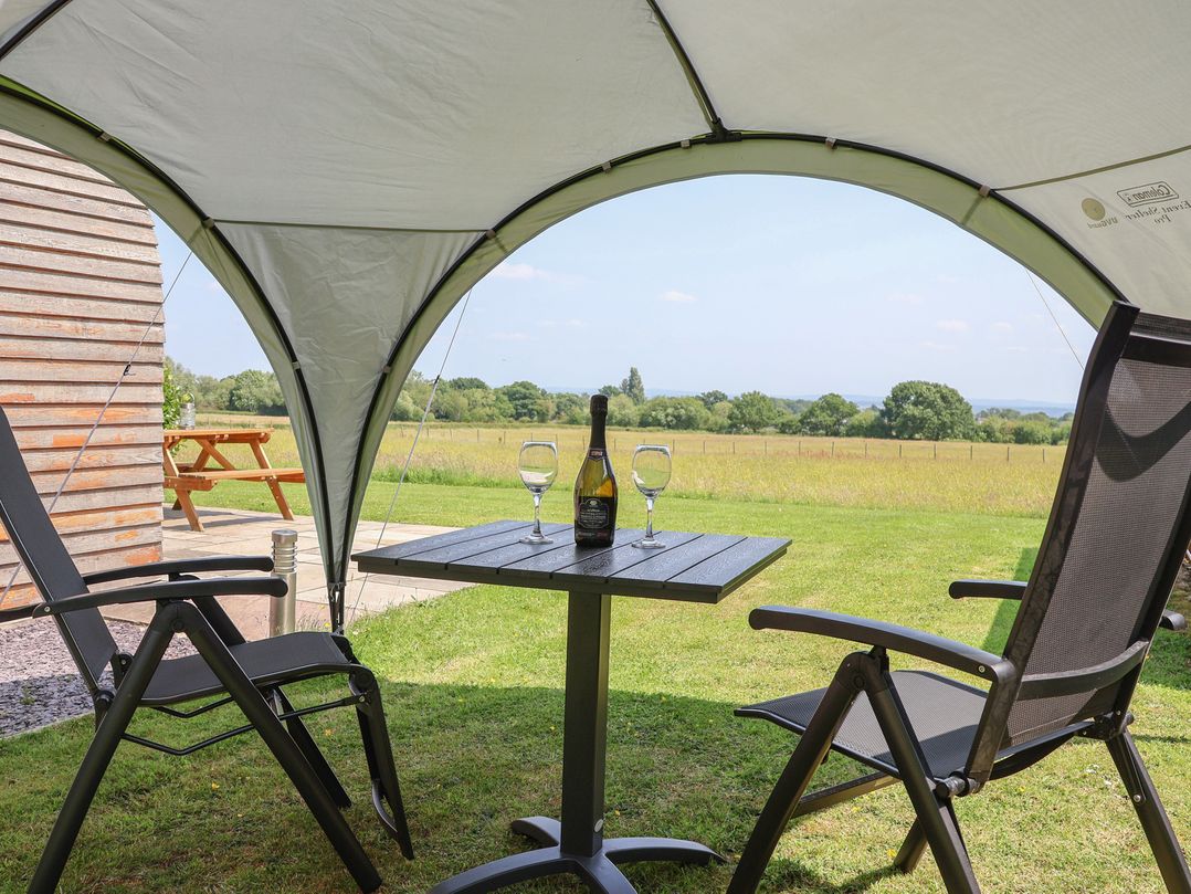 Honeypot Hideaways - Manuka