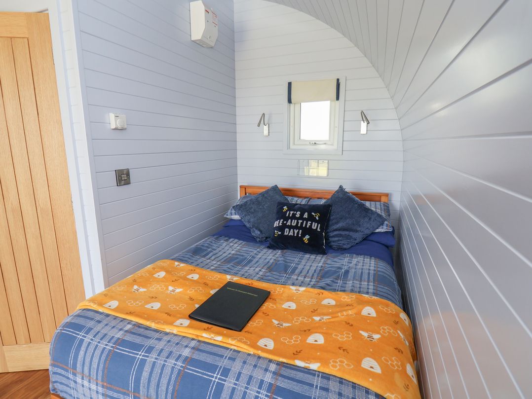 Honeypot Hideaways - Clover