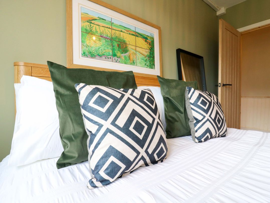 13A Westgate Terrace