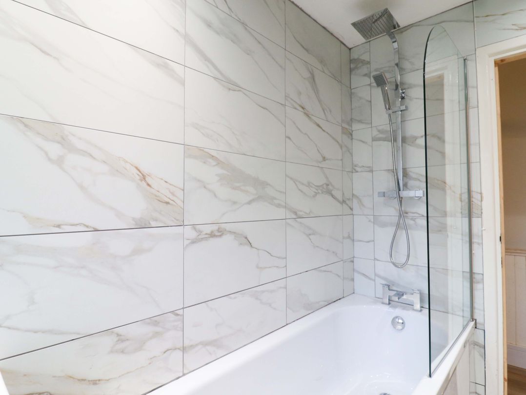 13A Westgate Terrace