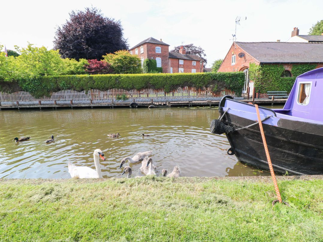 The Canalside Cottage