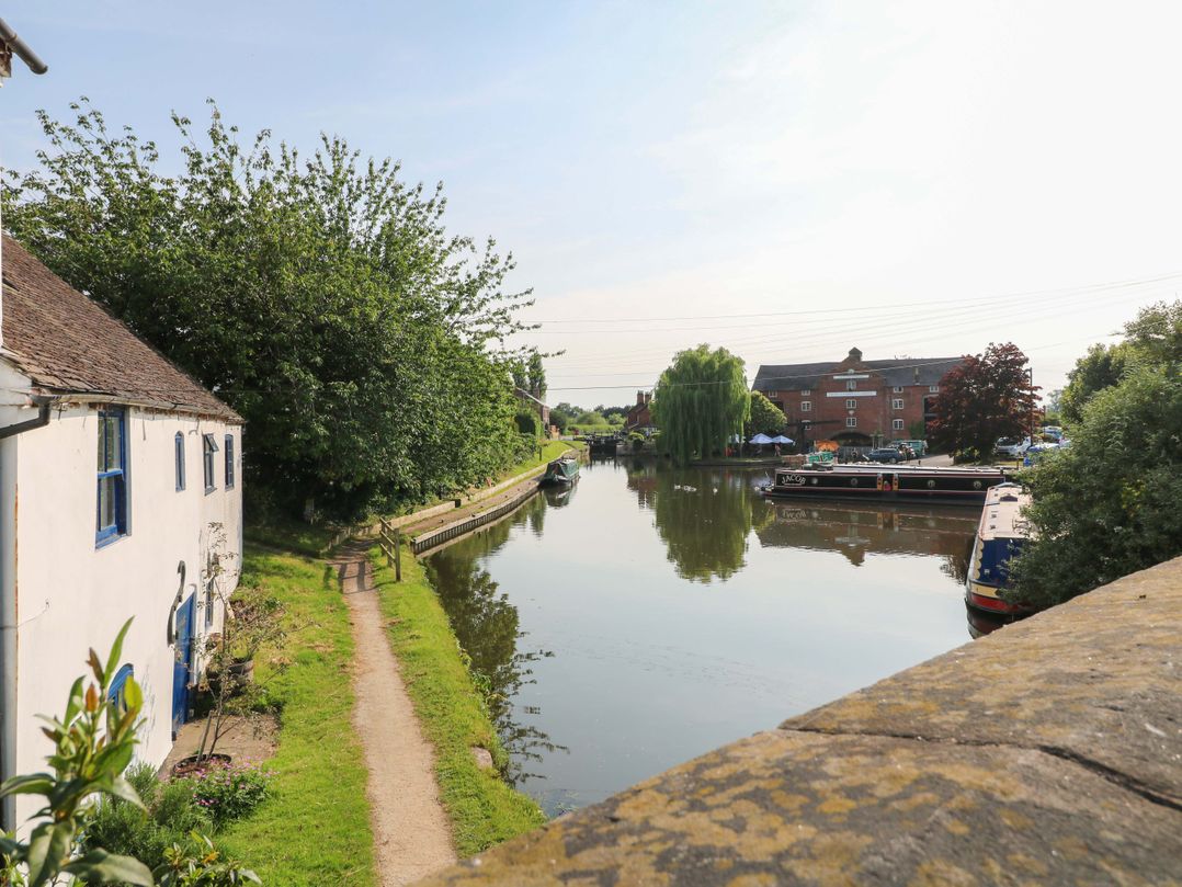 The Canalside Cottage