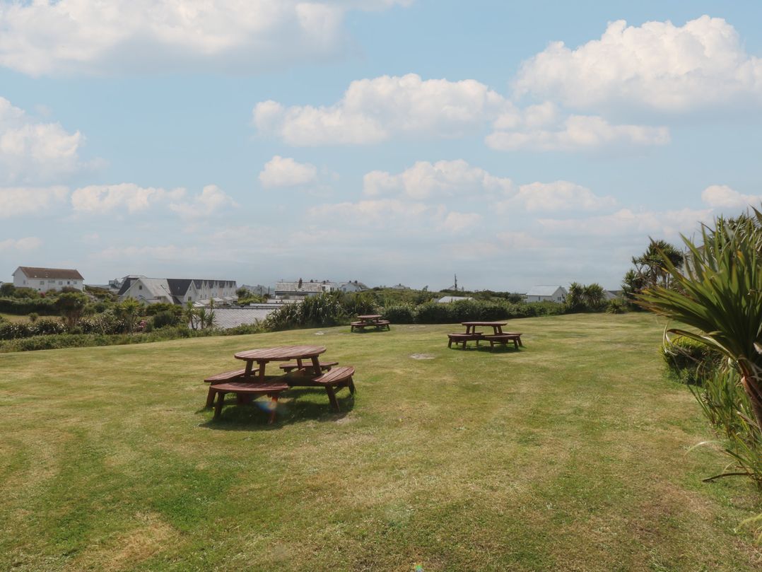 Cwtch y Môr Plas Darien