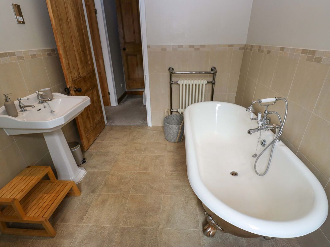 Steam View Cottage