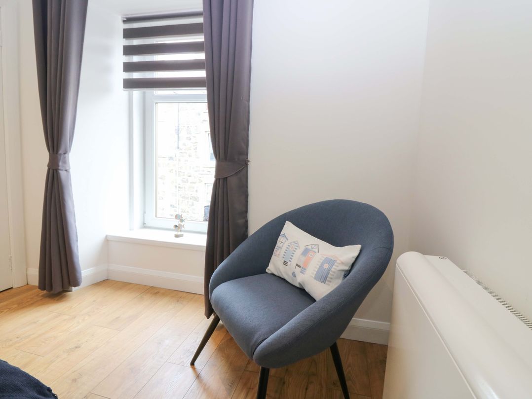 3 Caroline Place