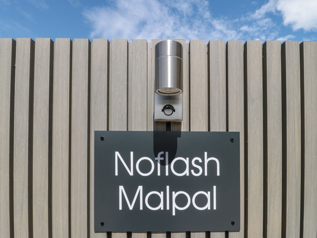 Noflash Malpal