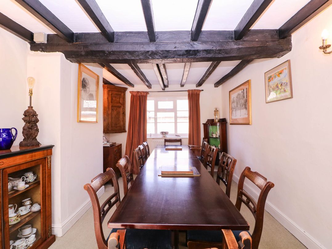 Holiday cottage in Alderton, the Cotswolds